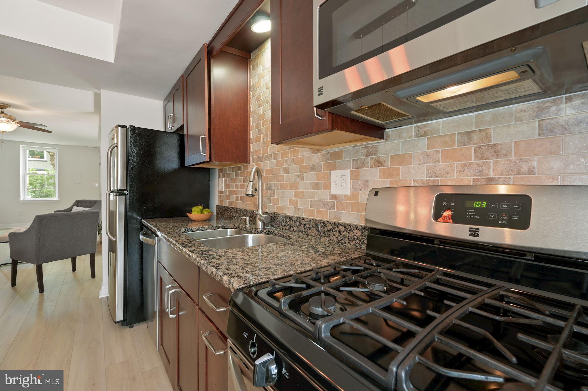 215 P Street Northwest Washington, DC 20001 - Photo 9 of 30