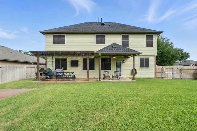 $375,000 | 1661 Twin Cove, Kyle, TX 78640