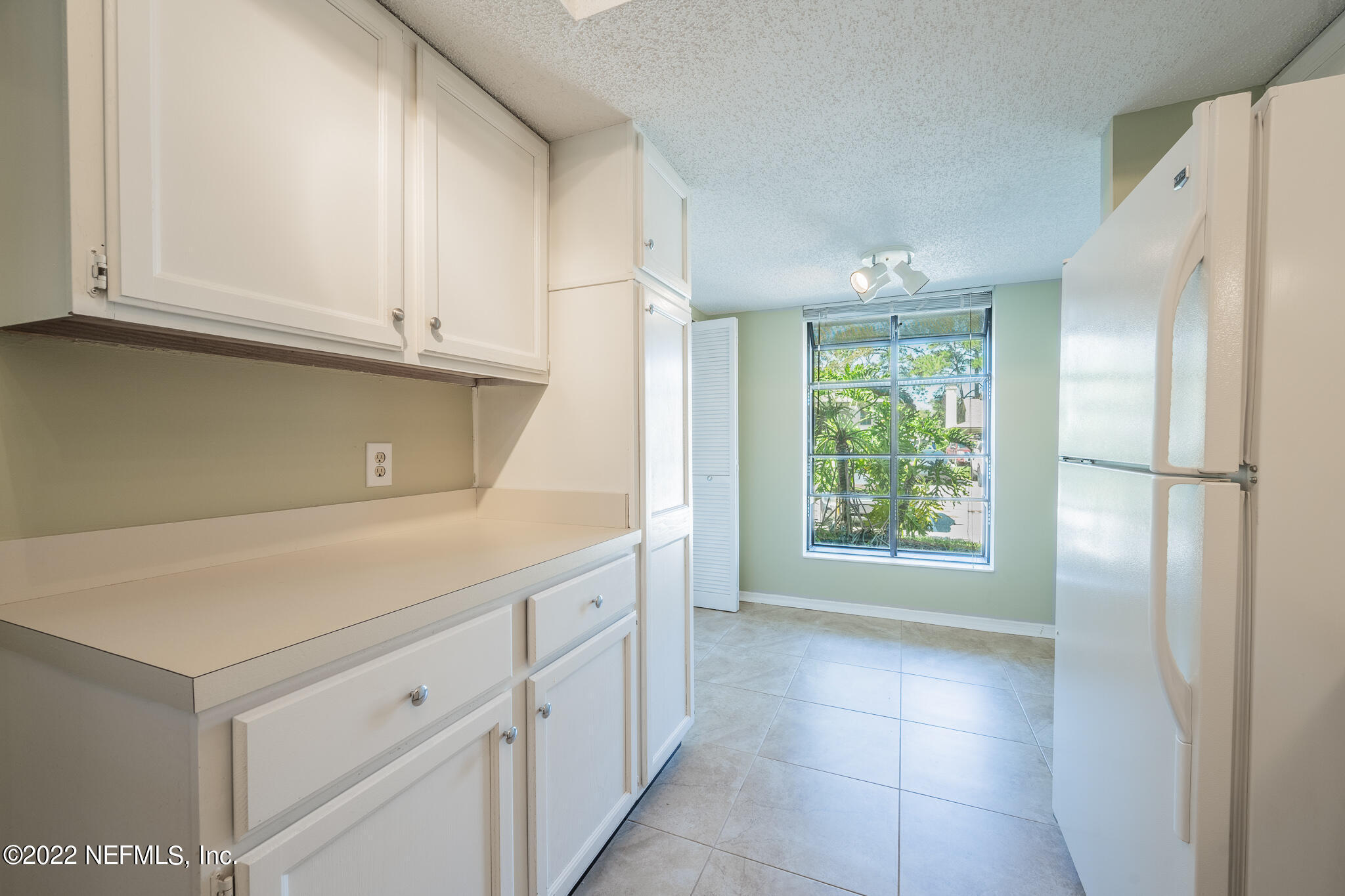 111 Cranes Lake Drive Ponte Vedra Beach, FL 32082 - Photo 14 of 35 Kitchen to Breakfast Room