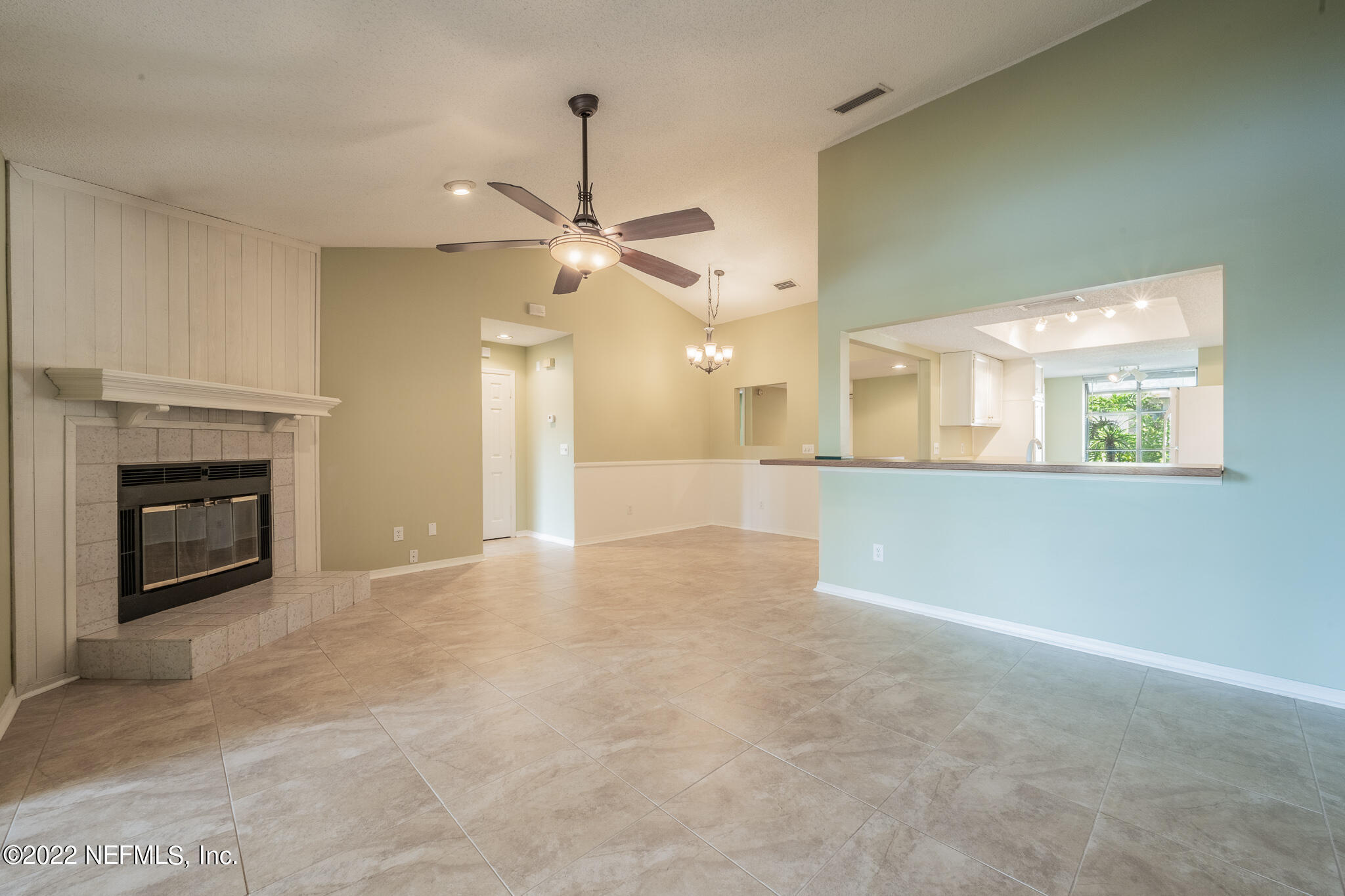111 Cranes Lake Drive Ponte Vedra Beach, FL 32082 - Photo 9 of 35 Living Room to Eating Area