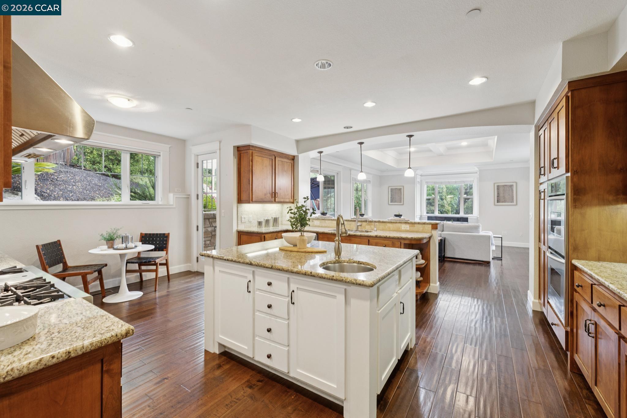 1980 Meadow Road Walnut Creek, CA 94595 - Photo 3 of 59