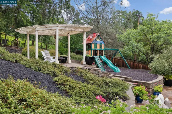 $1,998,000 | 1980 Meadow Road, Walnut Creek, CA 94595