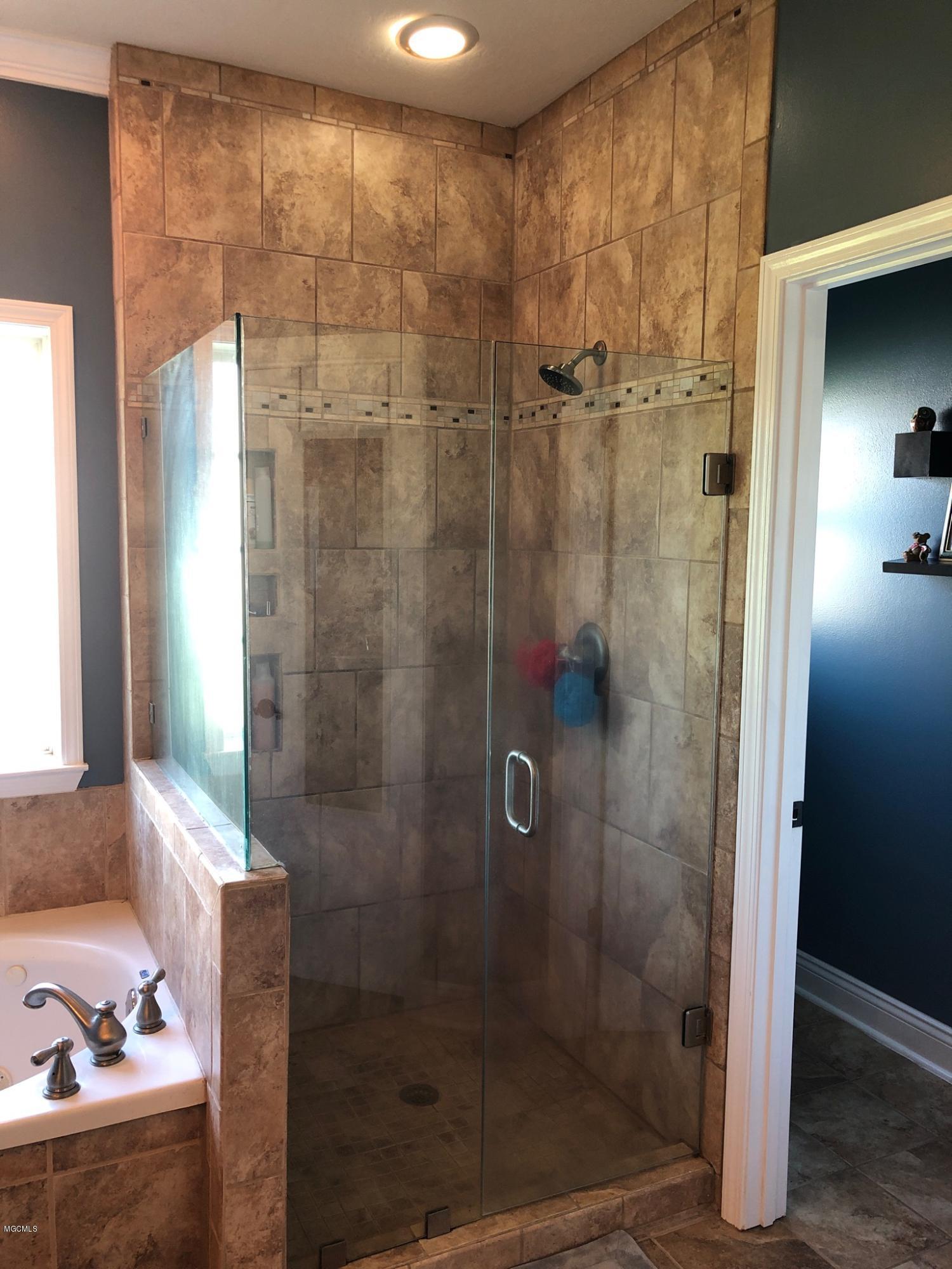 158 Rock Ranch Road Picayune, MS 39466 - Photo 29 of 34 Walk in shower in masyer bath