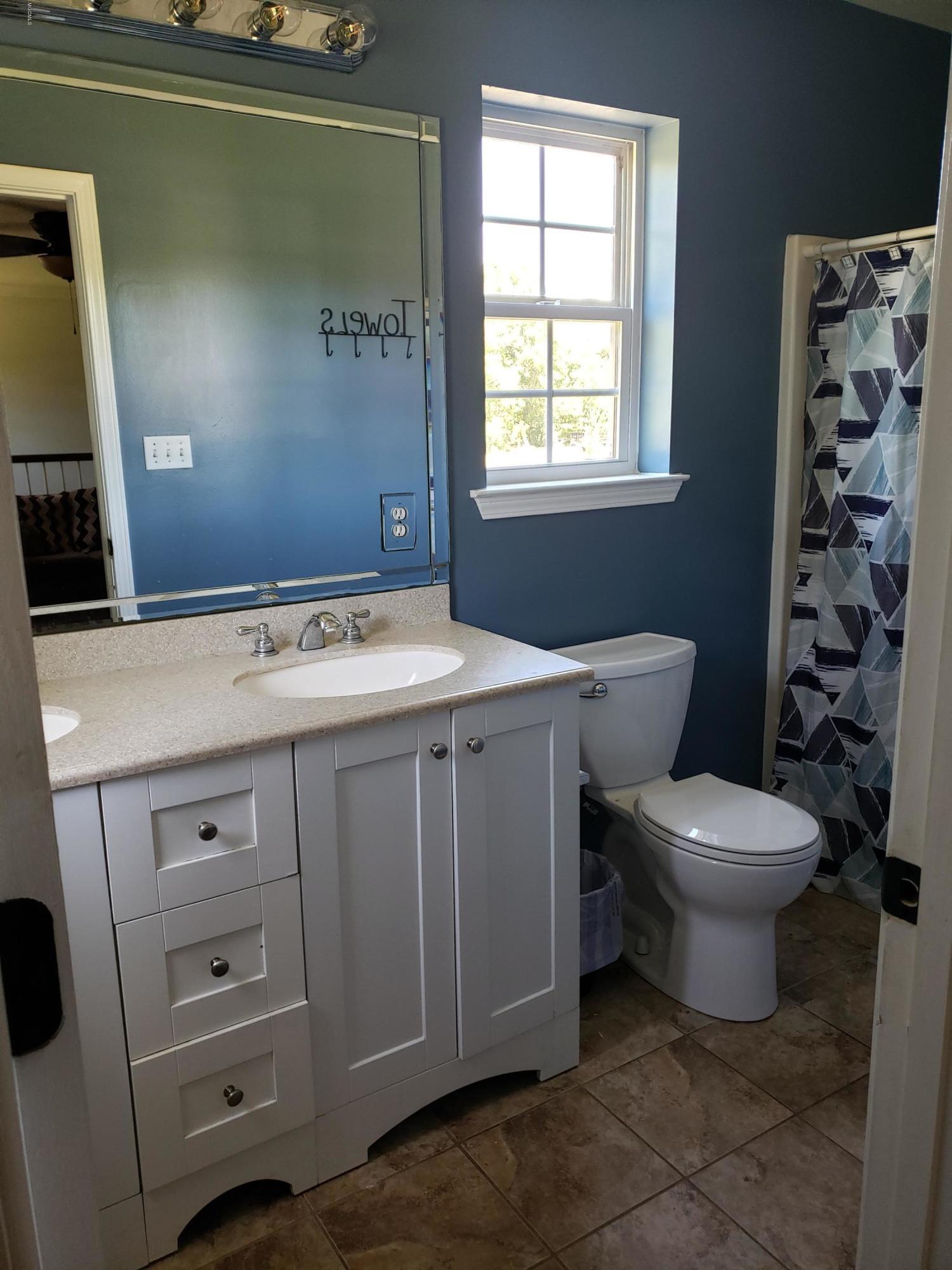 158 Rock Ranch Road Picayune, MS 39466 - Photo 31 of 34 Full bath upstairs