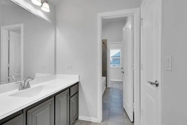 $3,395 | 174 Half Moon Drive, Waxahachie, TX 75165