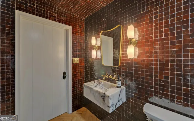 $925,000 | 256 Tahoe Drive, Hartwell, GA 30643