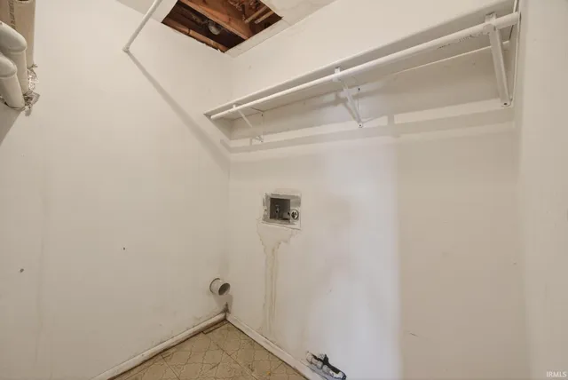 $332,000 | 3507 South Roxbury Circle, Bloomington, IN 47401