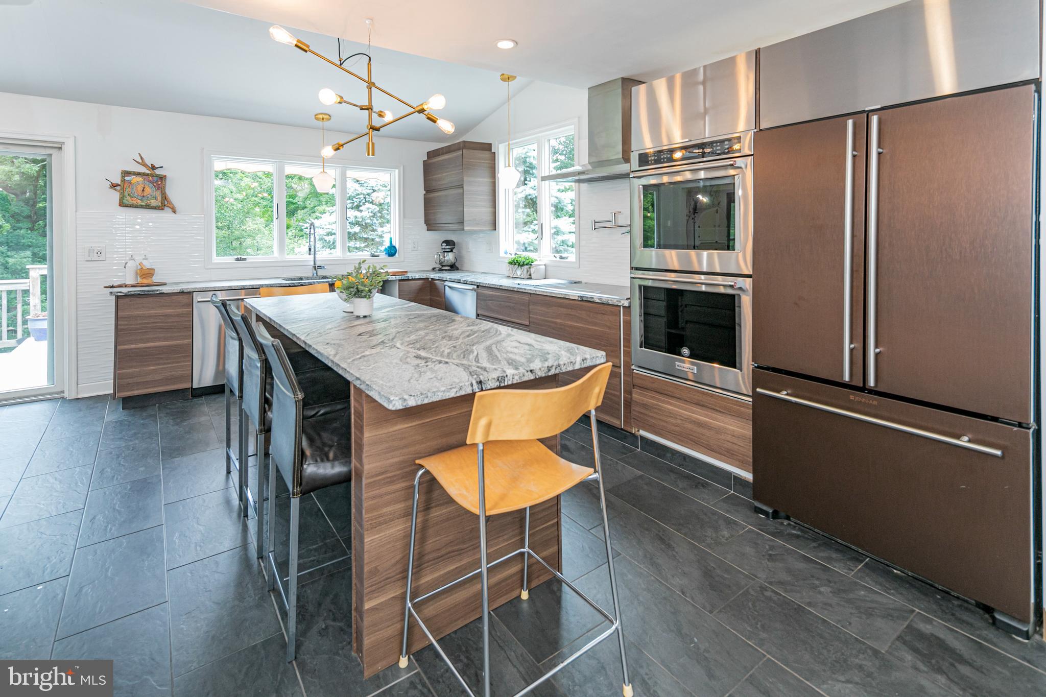 152 Reservoir Road Hopewell, NJ 08525 - Photo 8 of 39 Gallery Image 8