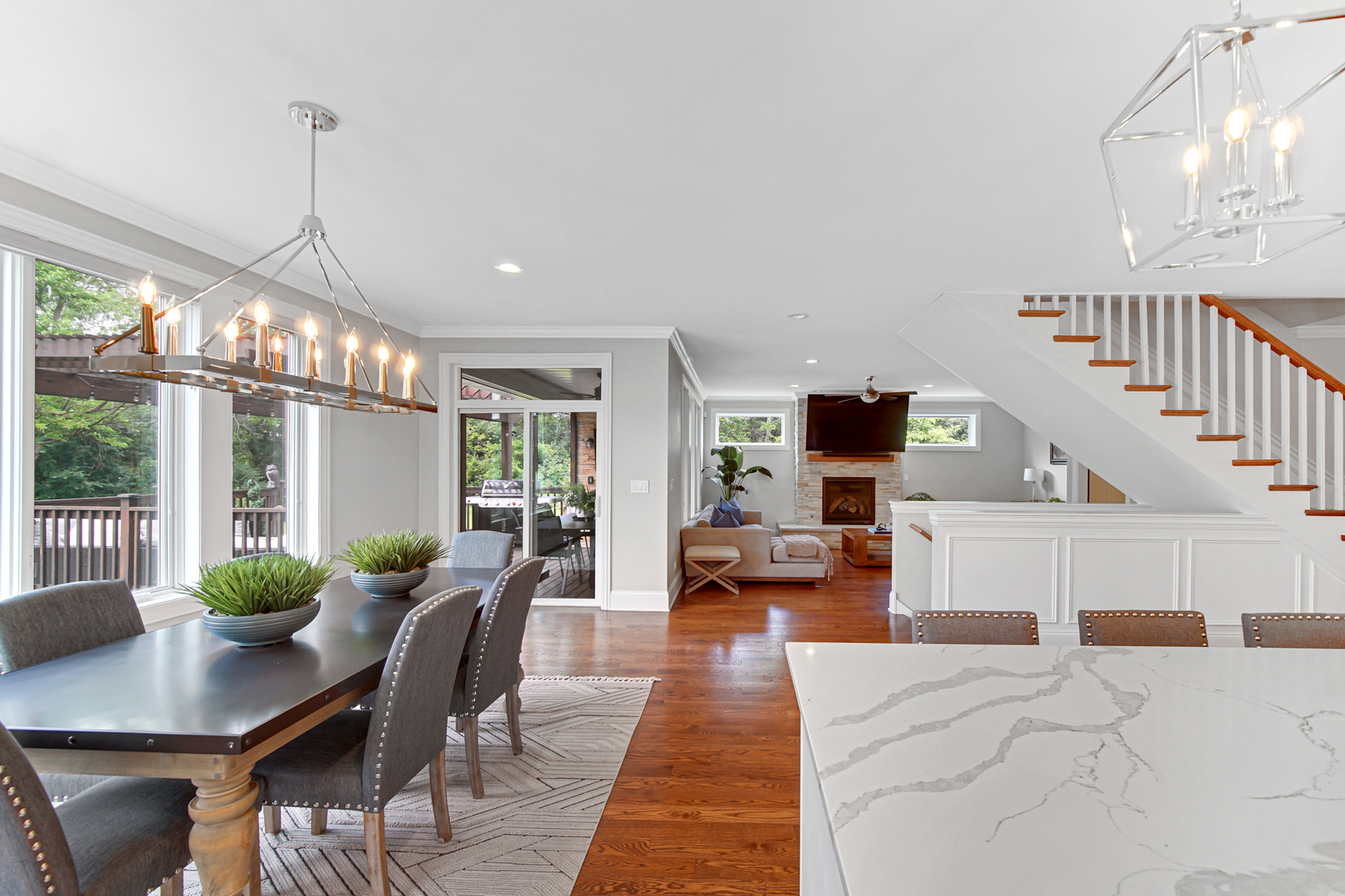 5622 Belmont Road Downers Grove, IL 60516 - Photo 8 of 42