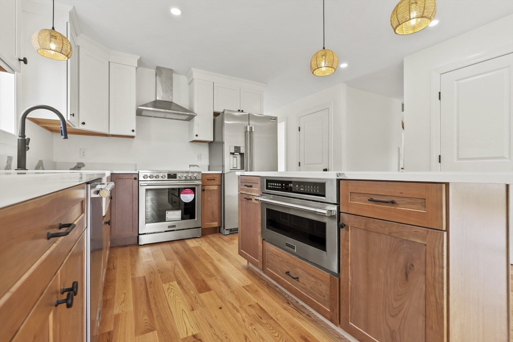 145 Turner Farm Road Uxbridge, MA 01569 - Photo 3 of 12