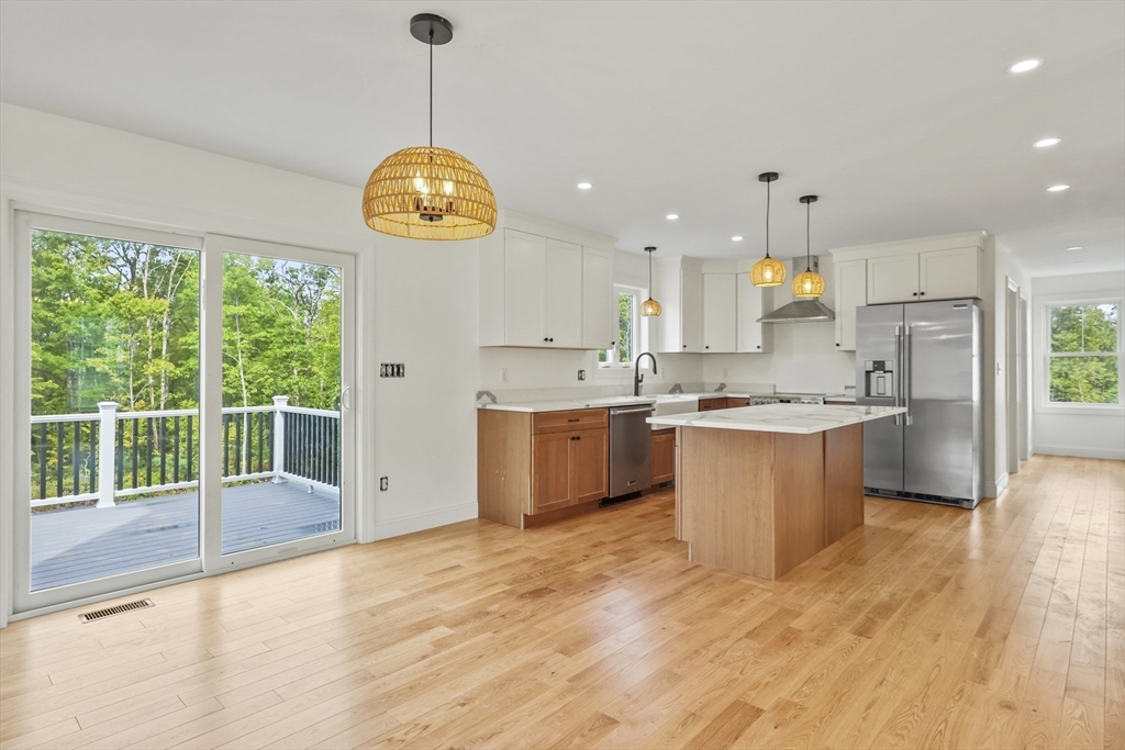 145 Turner Farm Road Uxbridge, MA 01569 - Photo 4 of 12