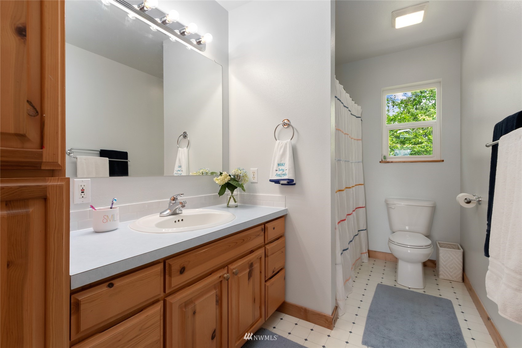 700 East Sherwood Road Allyn, WA 98524 - Photo 27 of 40 Gallery Image 27