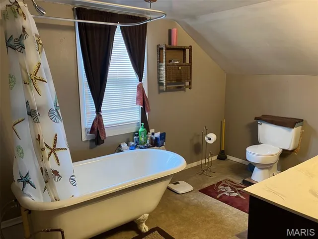 $189,900 | 1711 Livingston Street, Carlyle, IL 62231