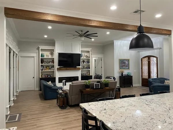 $450,000 | 1503 North Wallace Pointe Drive, Lake Charles, LA 70611