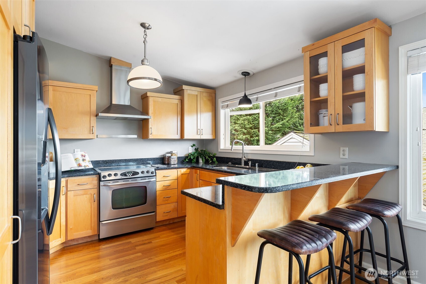 911 North 30th Street Renton, WA 98056 - Photo 12 of 37 Gallery Image 12