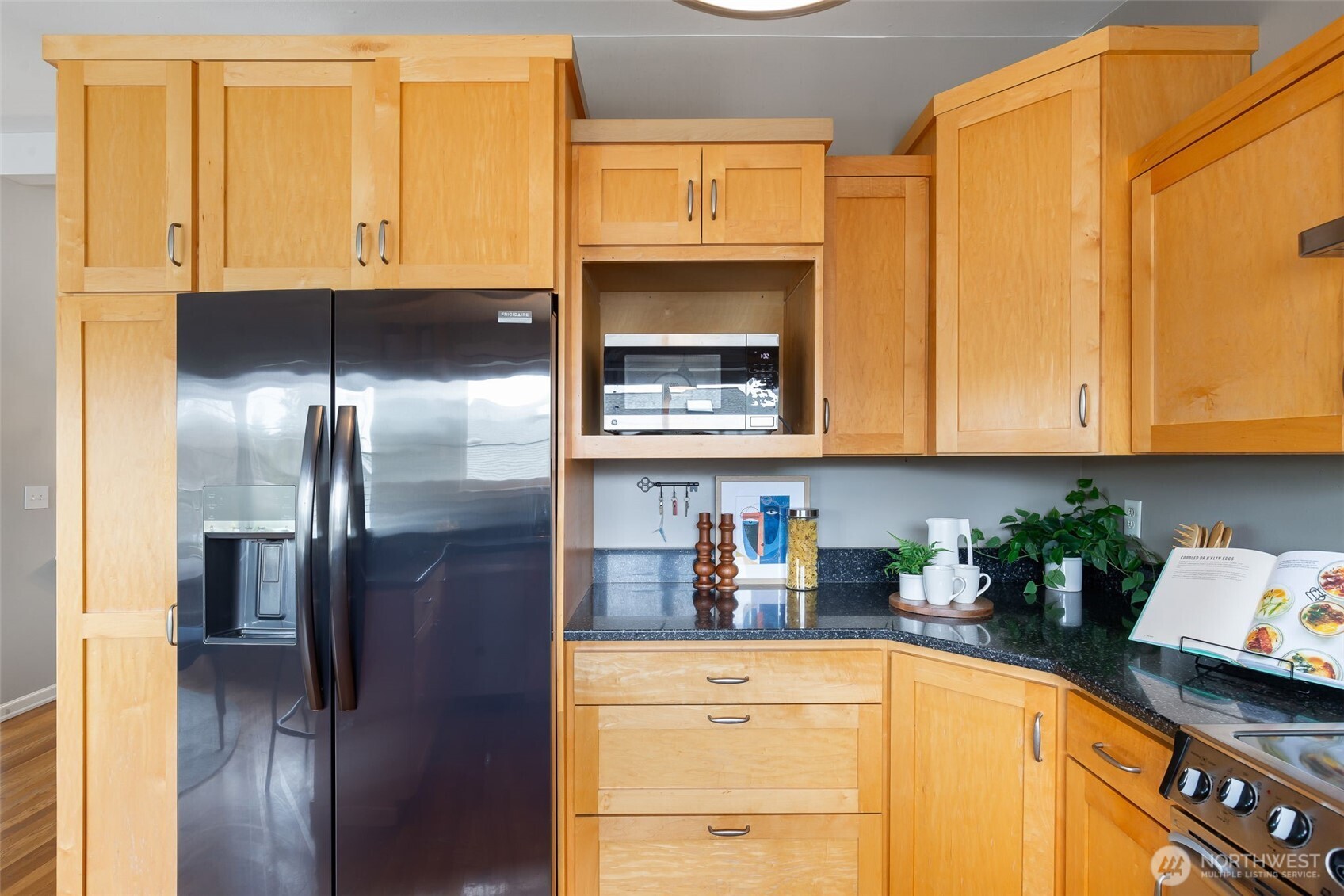 911 North 30th Street Renton, WA 98056 - Photo 14 of 37 Gallery Image 14