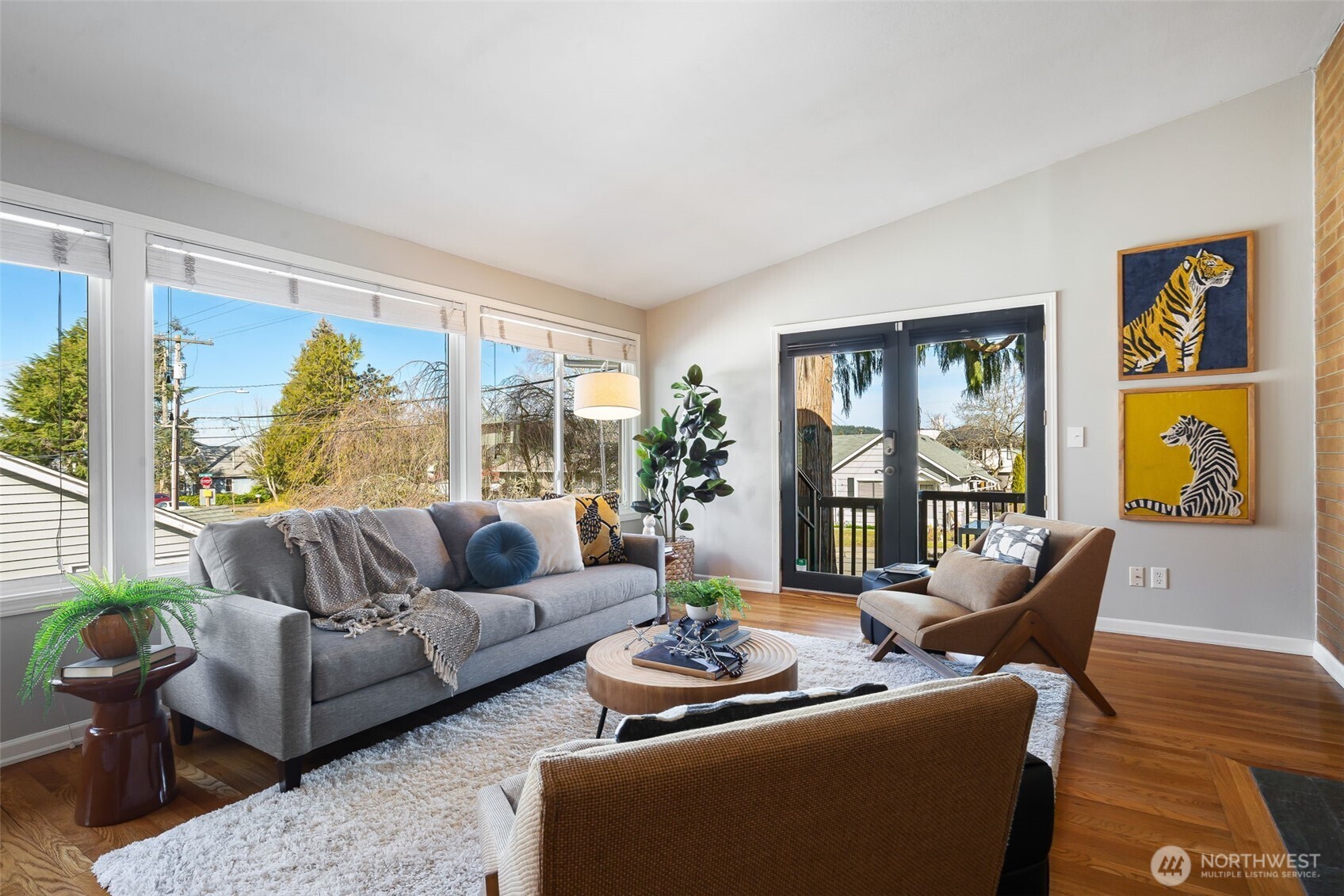 911 North 30th Street Renton, WA 98056 - Photo 5 of 37 Gallery Image 5