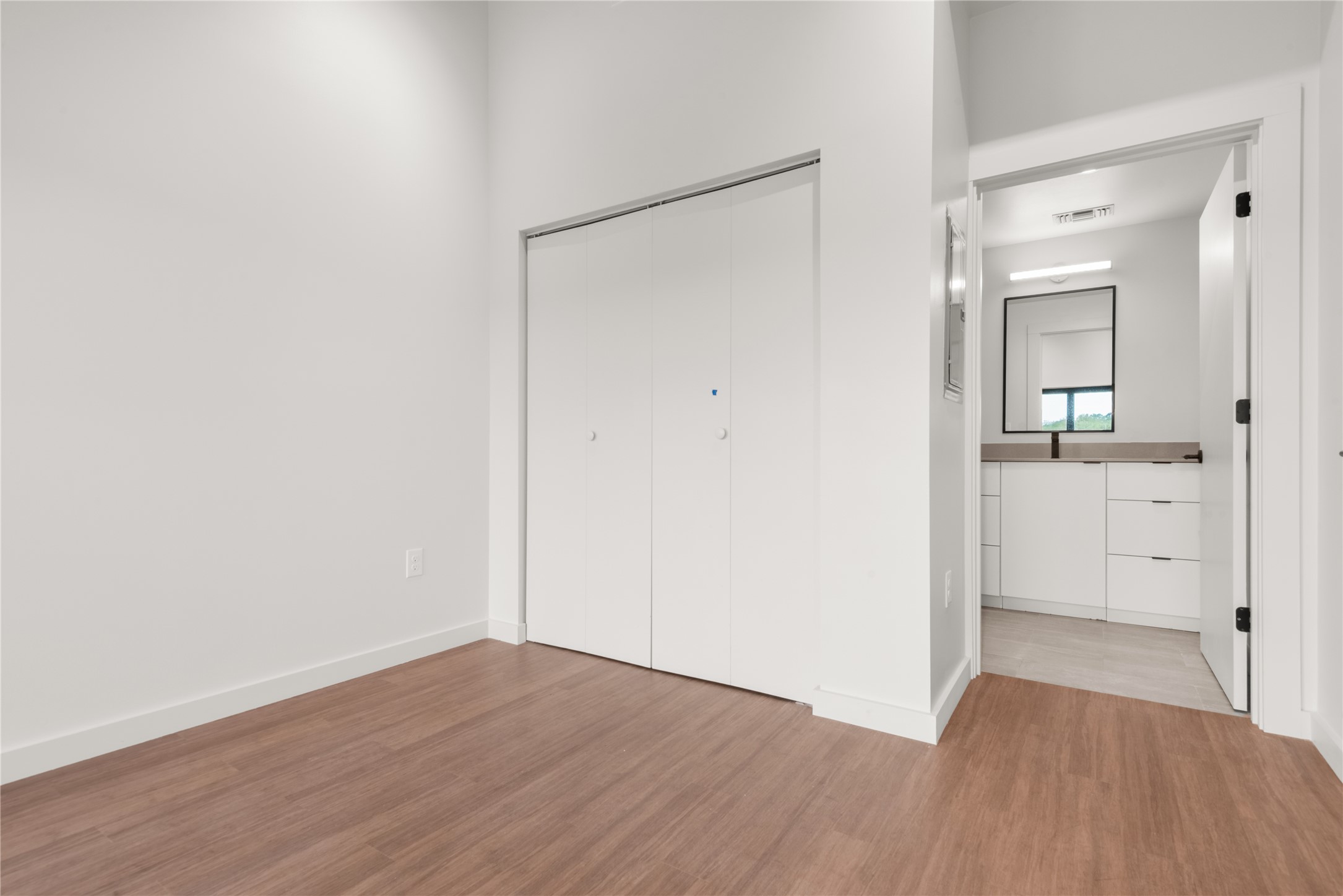 3515 Webberville Road, Unit 301 Austin, TX 78702 - Photo 4 of 5