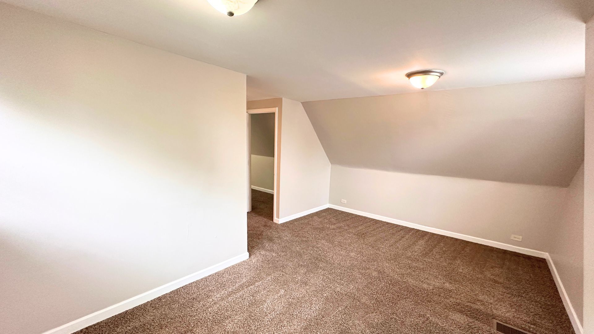 2612 89th Place Evergreen Park, IL 60805 - Photo 11 of 15