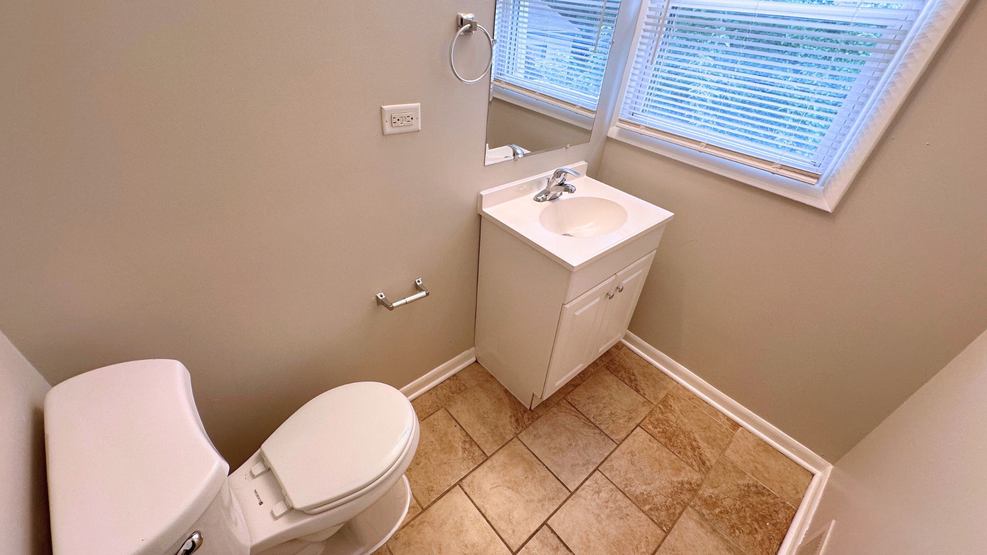 2612 89th Place Evergreen Park, IL 60805 - Photo 12 of 15