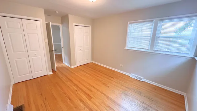 $259,000 | 2612 89th Place, Evergreen Park, IL 60805