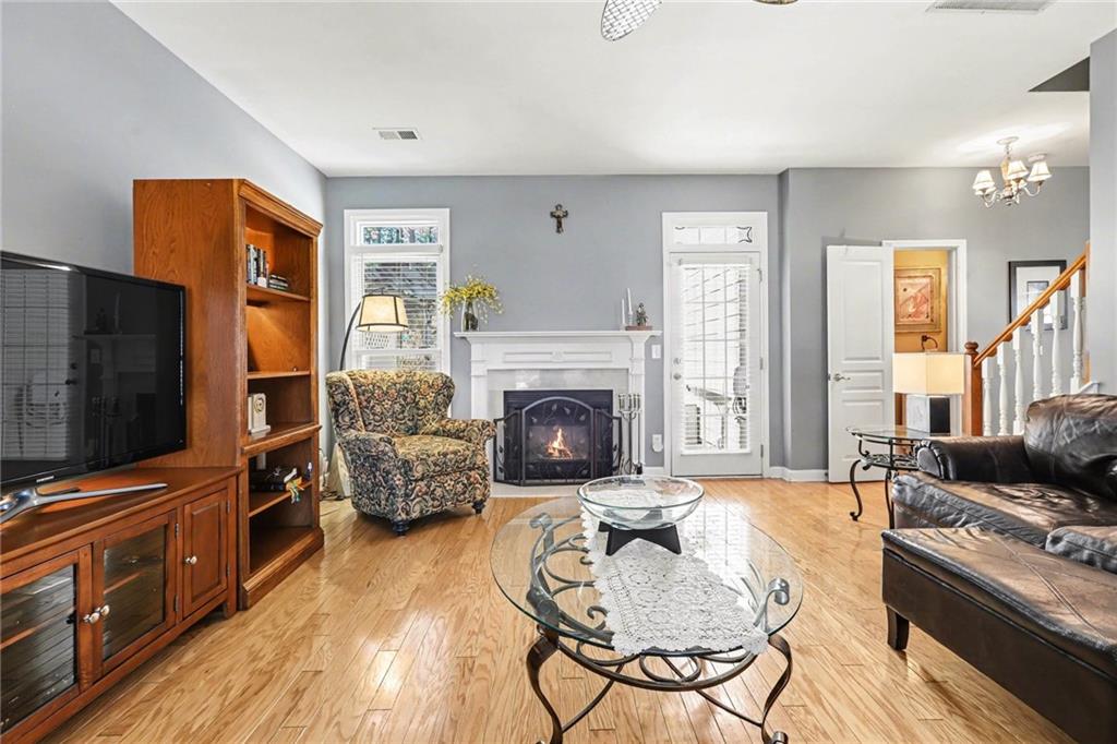 839 Scales Road Suwanee, GA 30024 - Photo 5 of 31