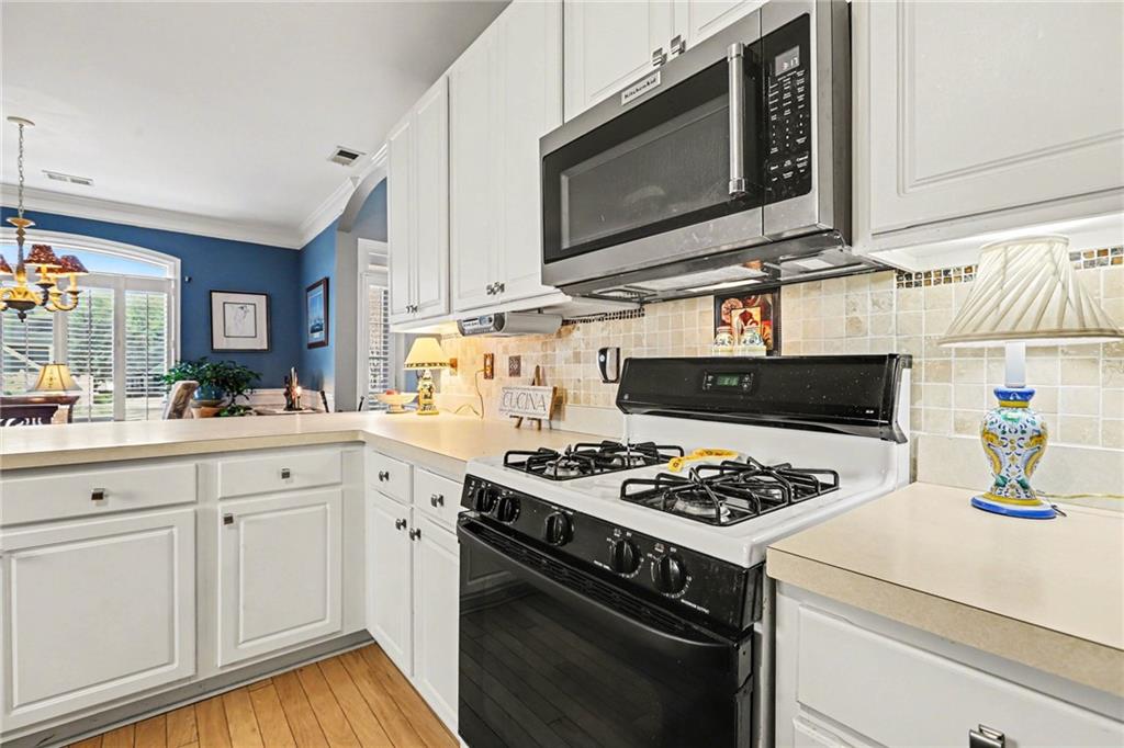 839 Scales Road Suwanee, GA 30024 - Photo 8 of 31