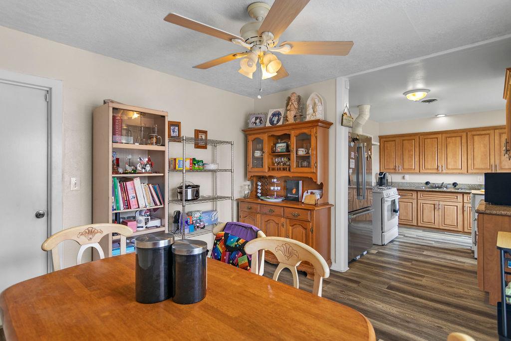 39 West Ingram Street Stockton, CA 95204 - Photo 14 of 26