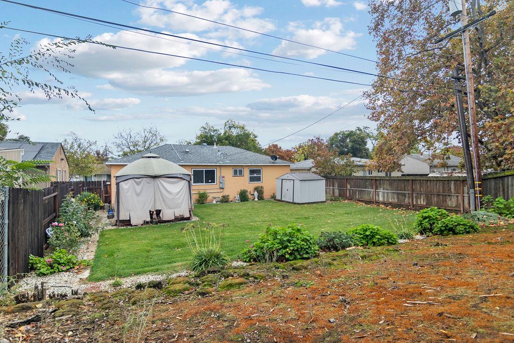 39 West Ingram Street Stockton, CA 95204 - Photo 24 of 26