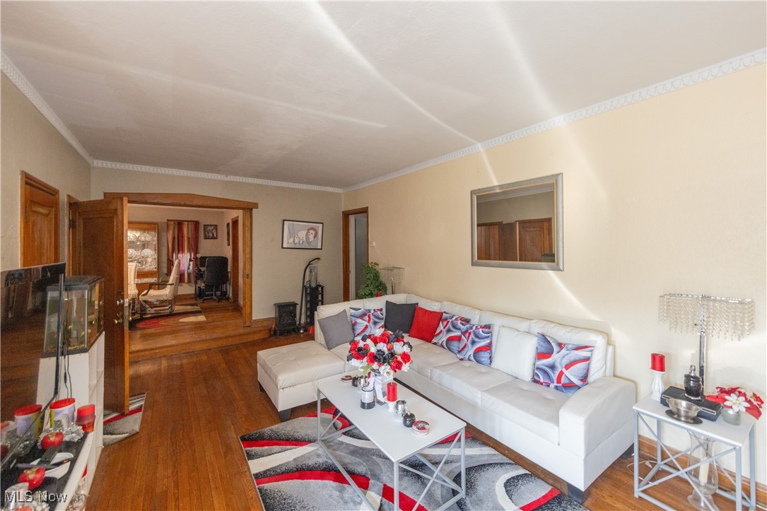 2885 Ludlow Road Cleveland, OH 44120 - Photo 5 of 50 1st Floor Unit