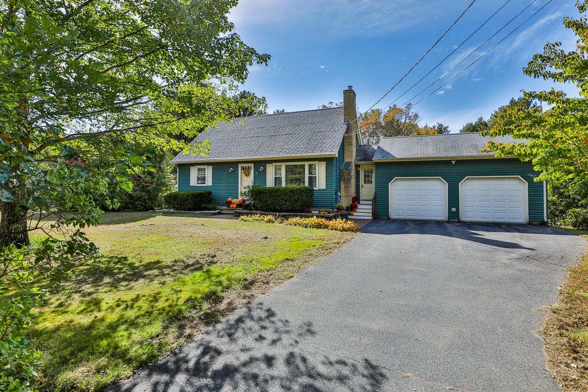 95 Chase Road Londonderry, NH 03053 - Photo 1 of 36