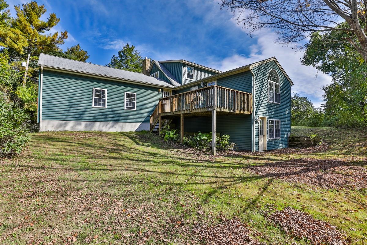 95 Chase Road Londonderry, NH 03053 - Photo 6 of 36