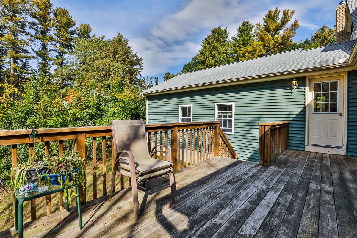 95 Chase Road Londonderry, NH 03053 - Photo 10 of 36