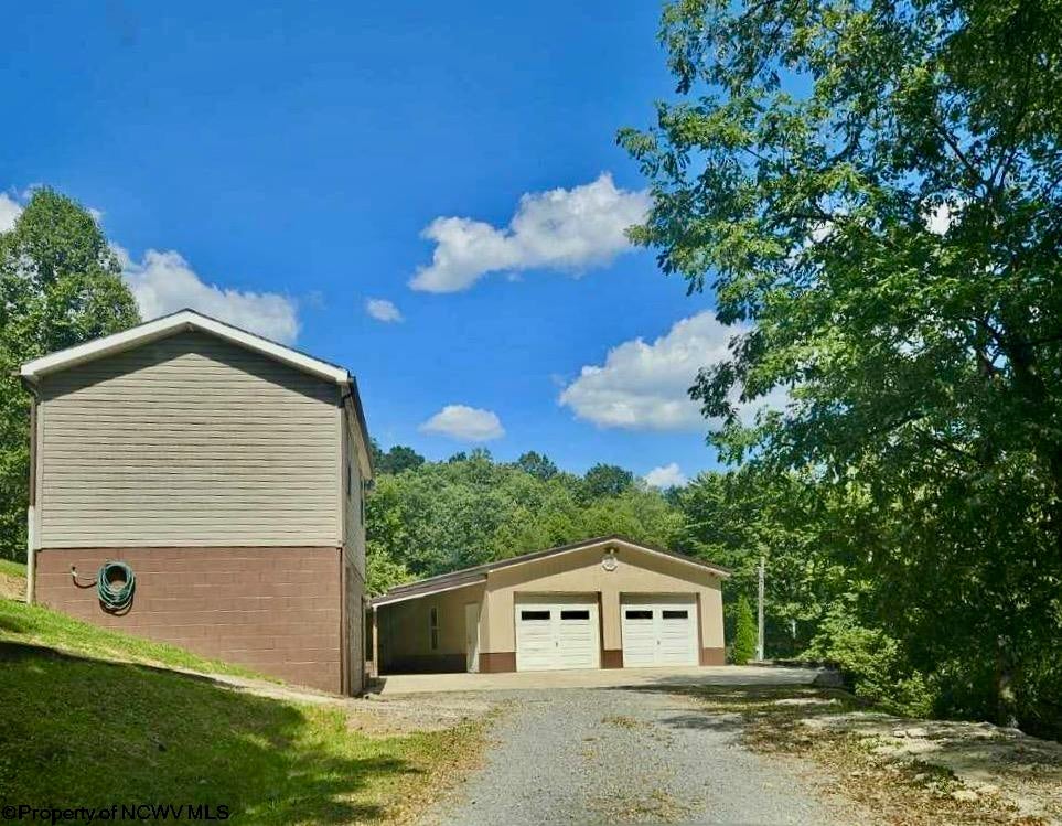 1069 Rinehart Road Wallace, WV 26448 - Photo 36 of 39 Gallery Image 36