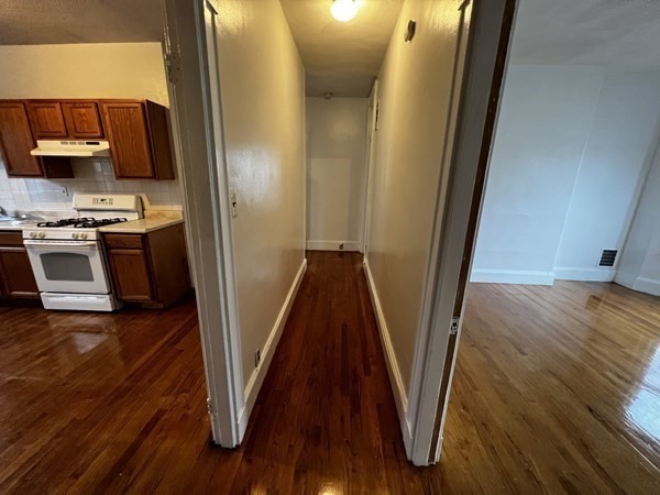 22 Bynner Street, Unit 2 Boston, MA 02130 - Photo 3 of 14 Gallery Image 3