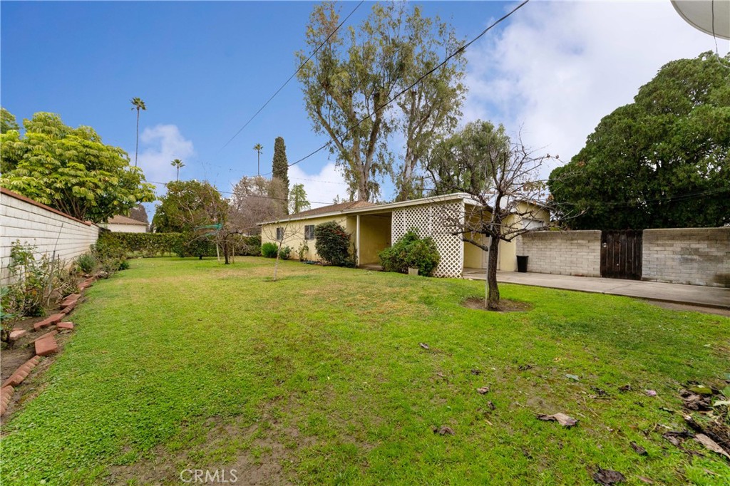 4061 Maplewood Place Riverside, CA 92506 - Photo 15 of 19