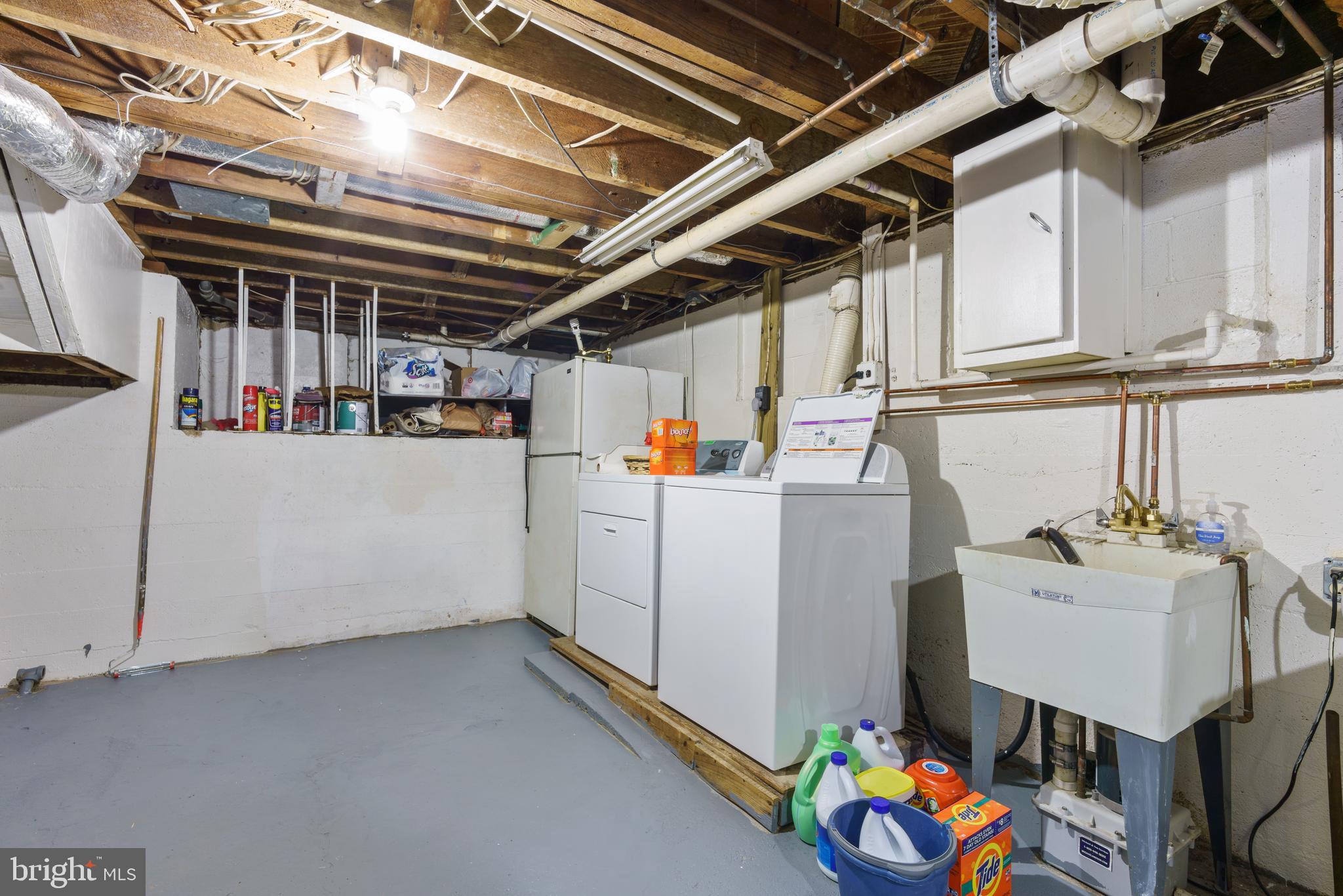 1313 Rogers Road Annapolis, MD 21409 - Photo 20 of 43 Laundry area