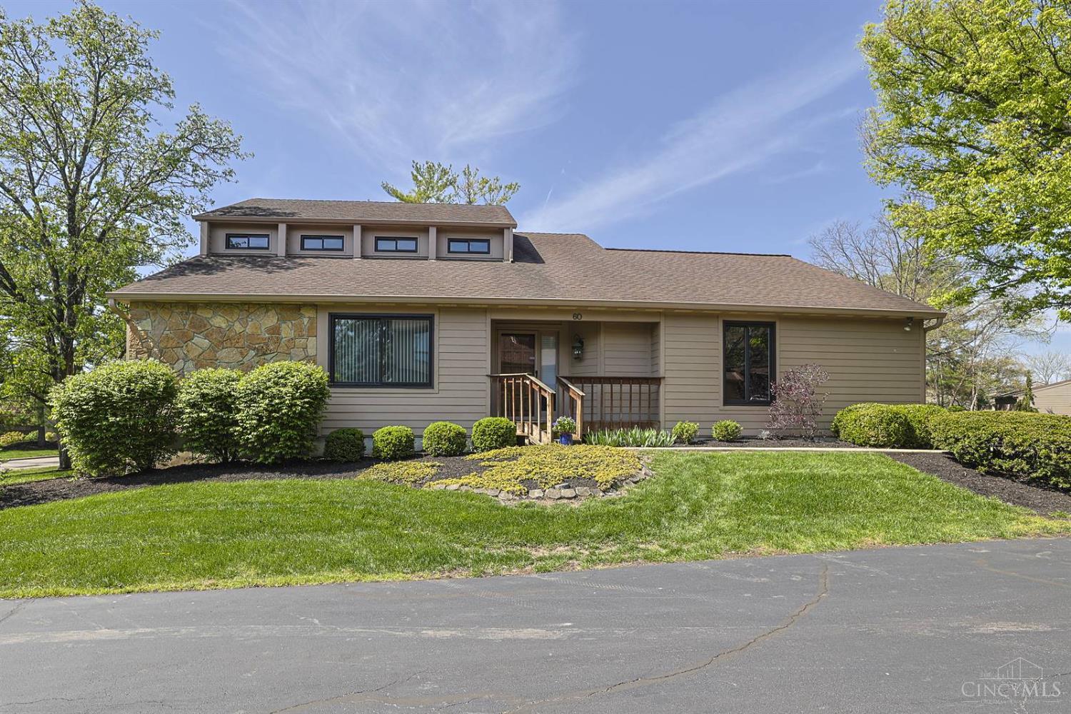 60 Carpenters Ridge Blue Ash, OH 45241 - Photo 1 of 57