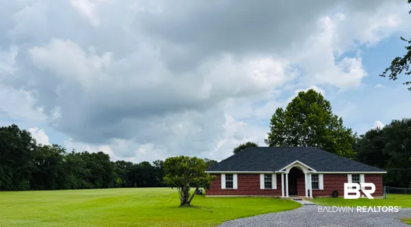 $675,000 | 23141 Hill Road, Silverhill, AL 36576