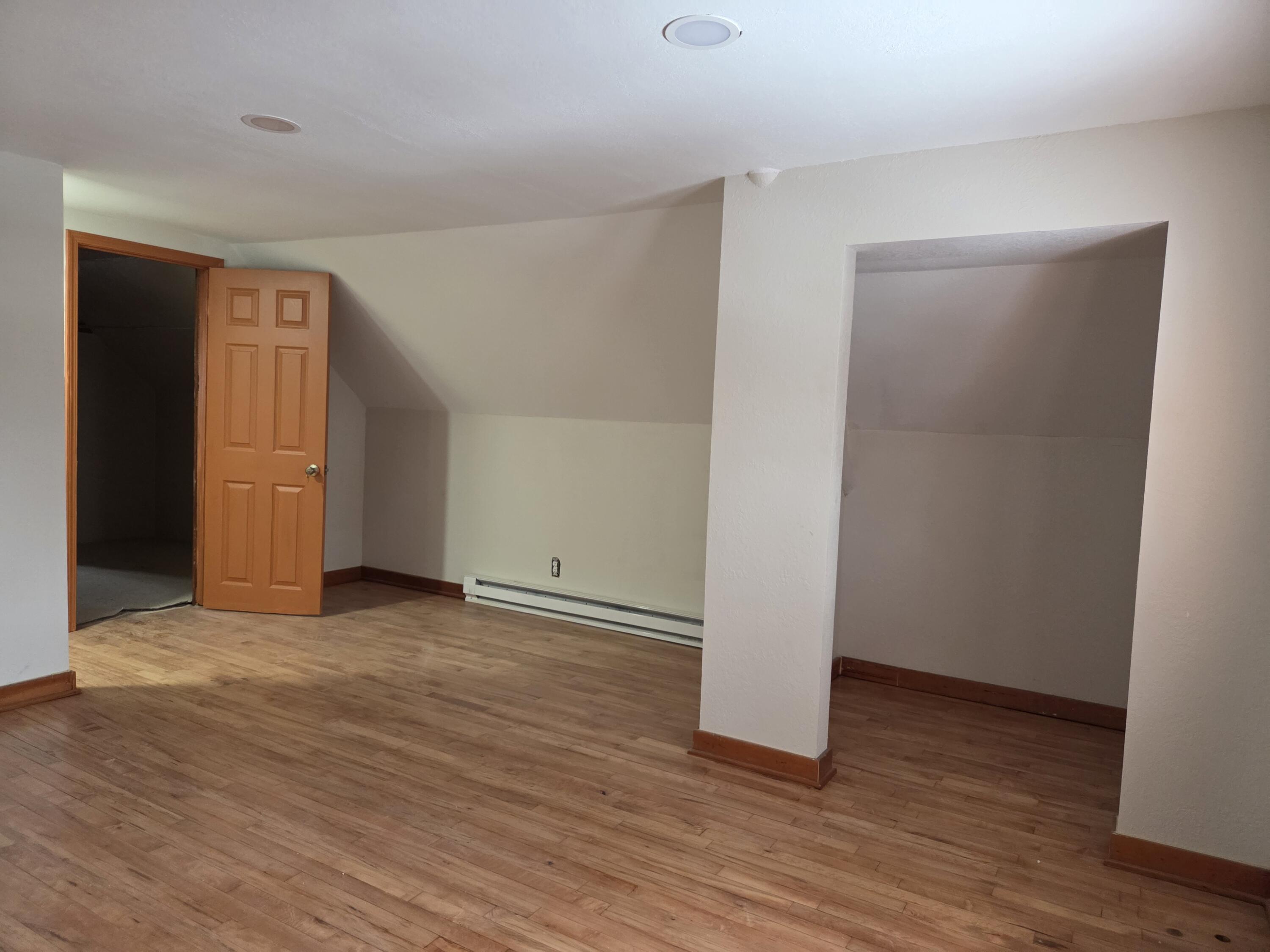 1035 South 33rd Street Milwaukee, WI 53215 - Photo 23 of 33 1000066006