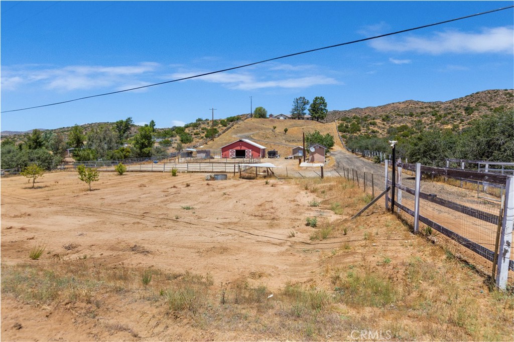 6401 Hubbard Road Acton, CA 93510 - Photo 15 of 20