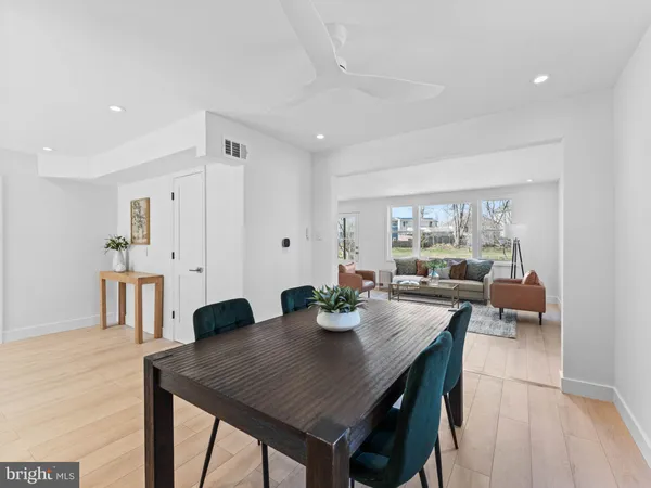 $469,900 | 300 West Holly Avenue, Oaklyn, NJ 08107