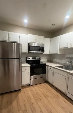 $1,700 | 67 Milliken Avenue, Unit 21B, Franklin, MA 02038