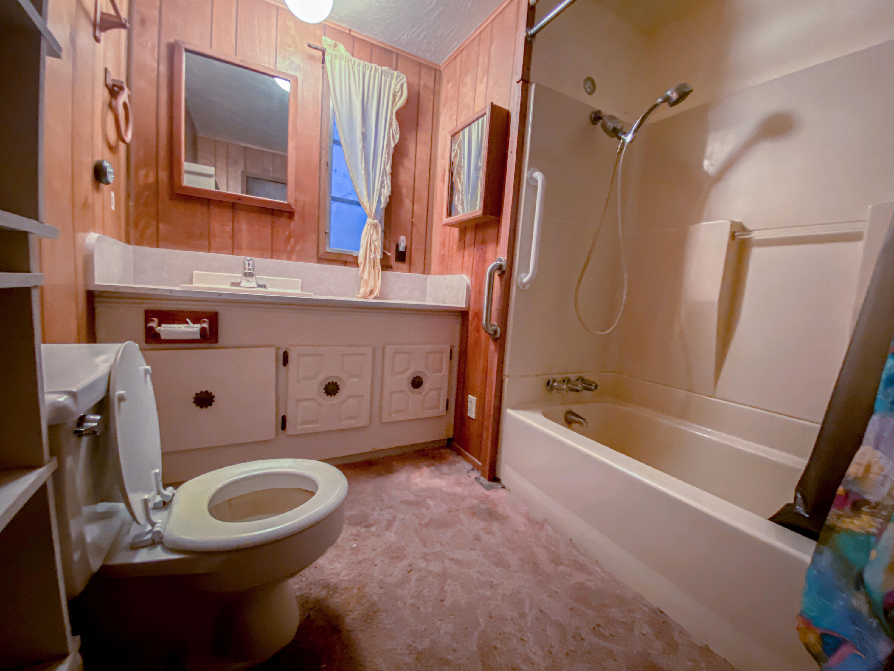 741 Placer Road Wolf Creek, OR 97497 - Photo 12 of 29 312AD476-F885-438F-9F93-0C36184C8C82