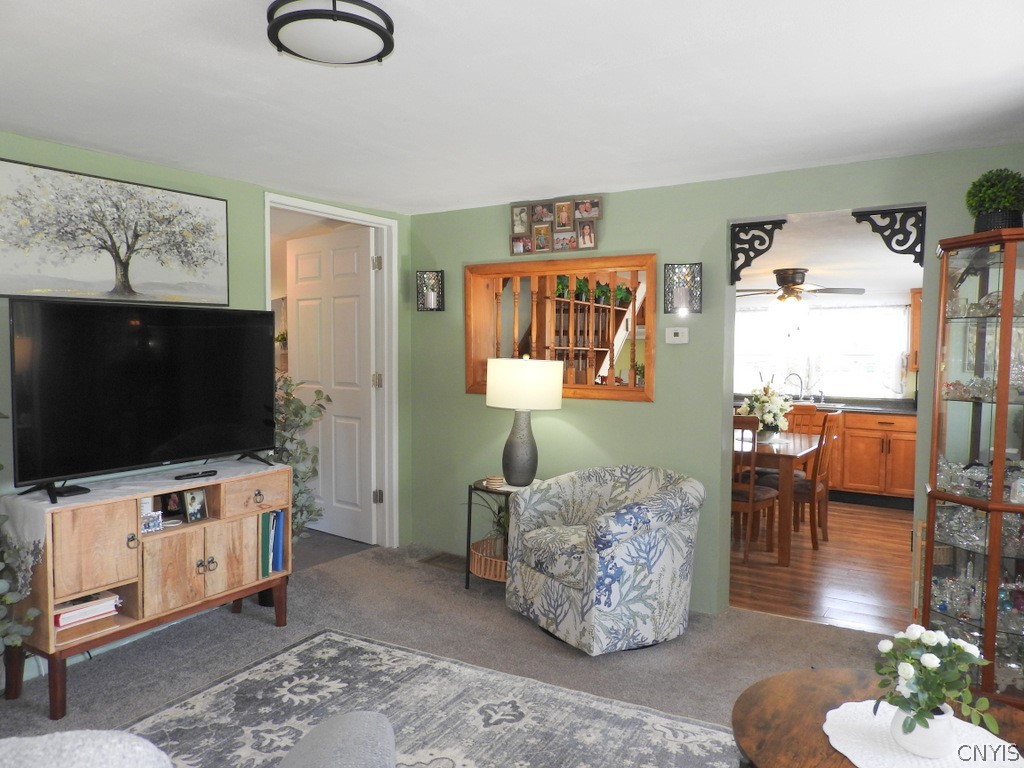 2751 Warners Road Camillus, NY 13164 - Photo 19 of 40