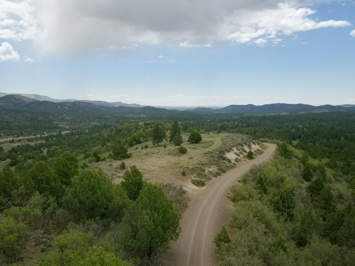 West Silverado Ridge Alton, UT 84710 - Photo 12 of 24 Aerial1