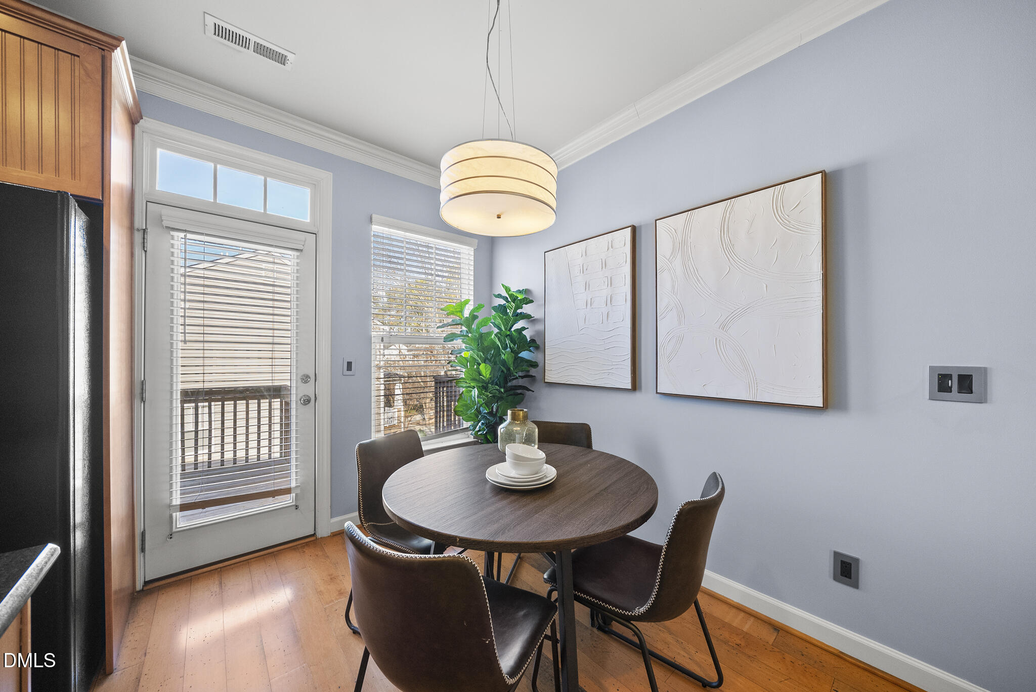 8041 Sycamore Hill Lane Raleigh, NC 27612 - Photo 4 of 28 DSC04924