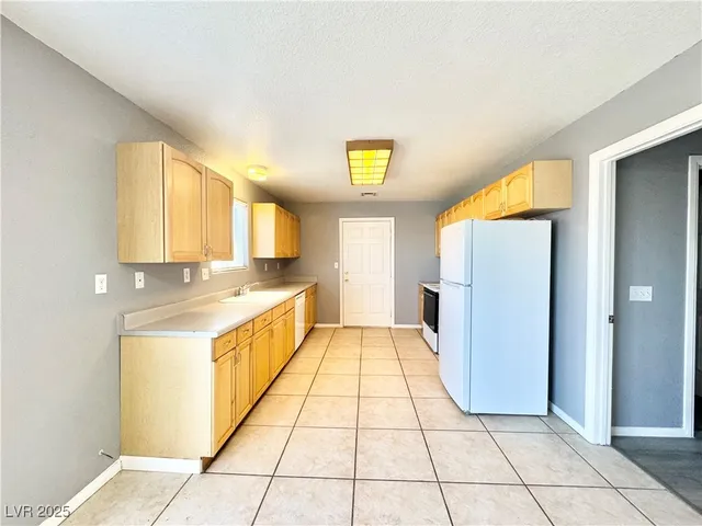 $1,400 | 1030 Marne Court, Unit B, Pahrump, NV 89048