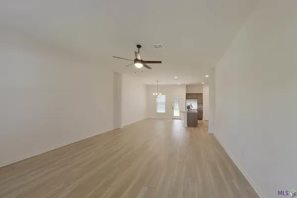 $1,795 | 101 Acoustic Lane, Carencro, LA 70520