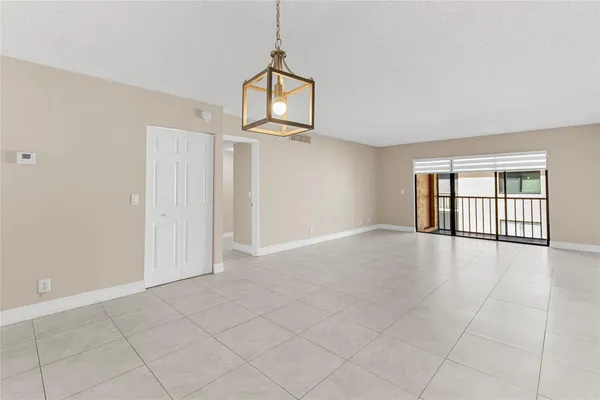 $2,600 | Undisclosed Address, Weston, FL 33326
